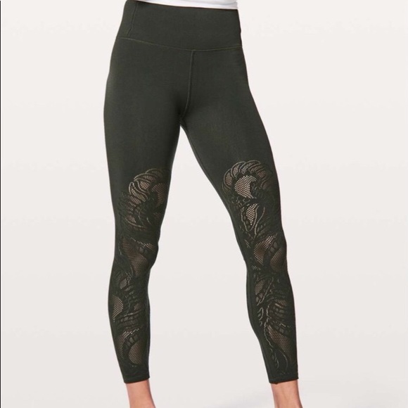 Lululemon Reveal Yoga Tight - Picture 5 of 6